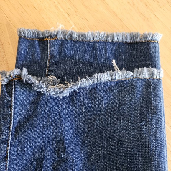 Free People Straight Cropped Jeans Raw Hem - Blue - size 29 - EUC - Picture 10 of 11